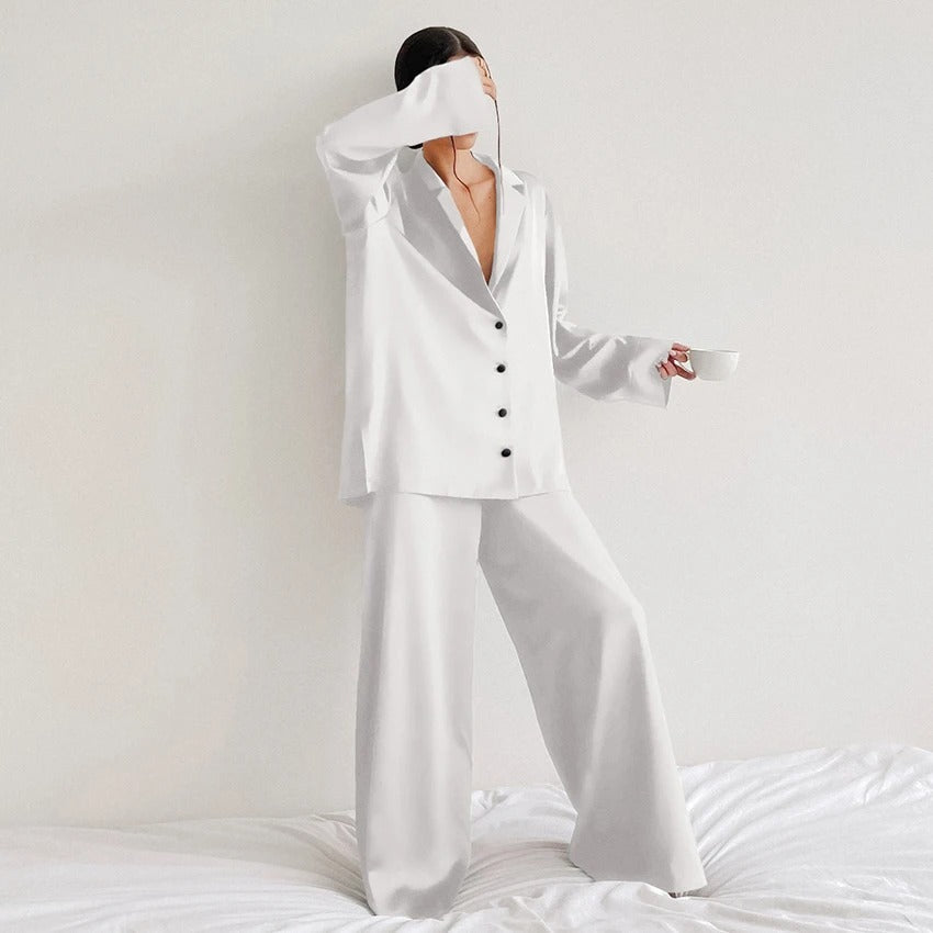 Seidige Eleganz Pyjama-Set in Übergröße - Belen