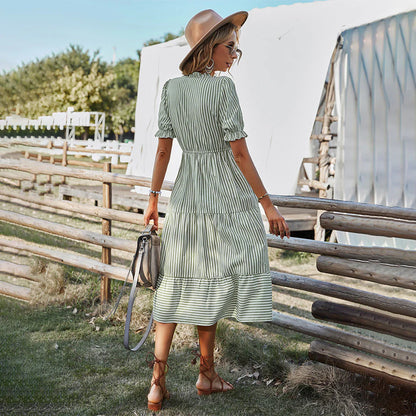 Elegantes Sommerkleid für Frauen - Charm