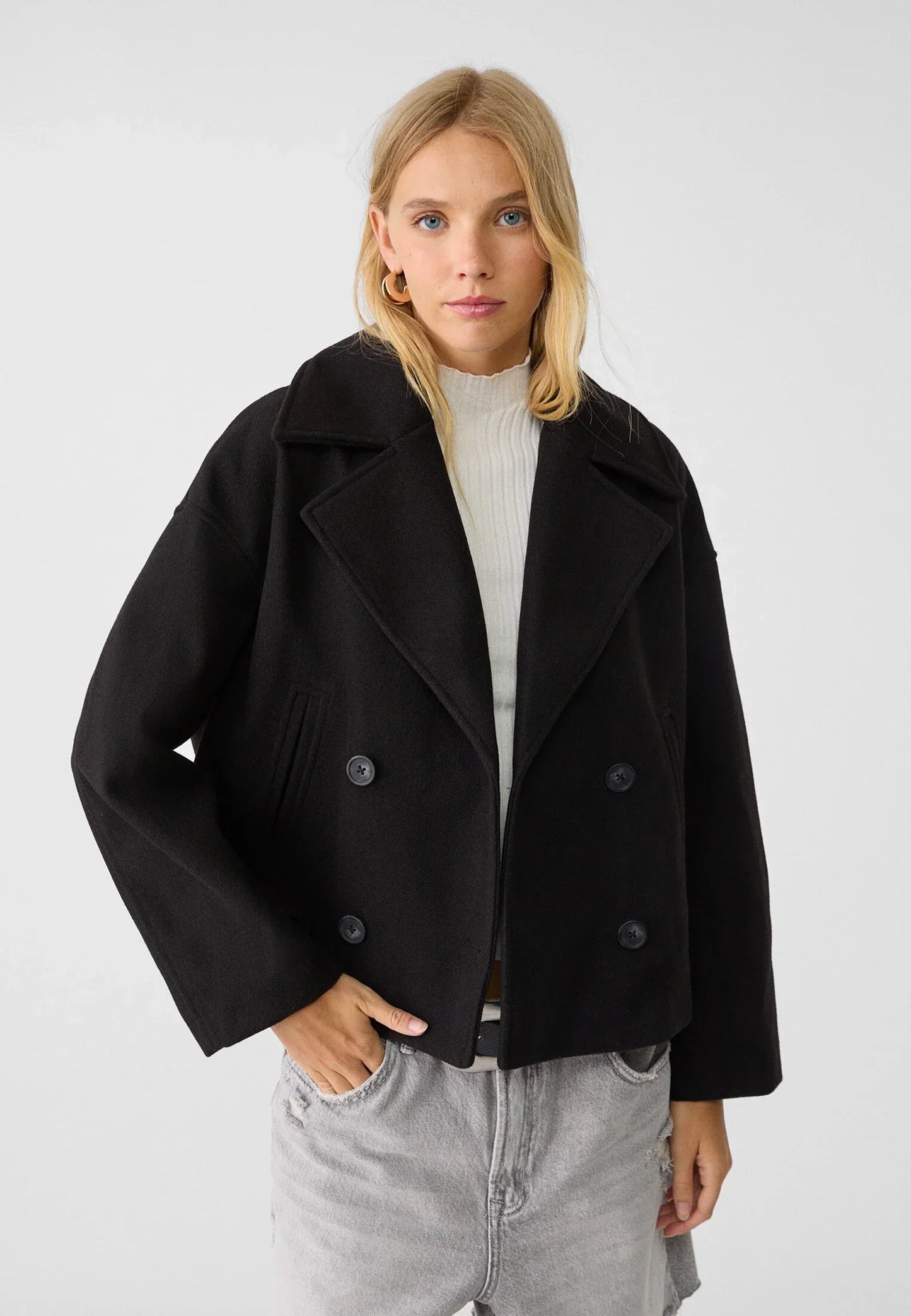 Elegante warme Jacke für Frauen, perfekt für Herbst- und Wintertage, mit zeitlosem Design und hochwertigem Material.