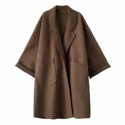 Eleganter Trenchcoat aus Wolle in Übergröße für Frauen, ideal für Herbst und Winter, modischer Oversize-Schnitt mit geräumigen Taschen.