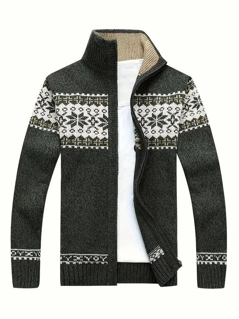 Lässige skandinavische Strickjacke für Herren, ideal für Herbst- und Wintertage, mit klassischem Muster und Reißverschluss.

