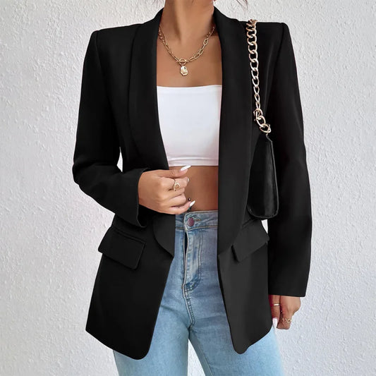 Stilvoller Blazer für Damen, ideal für elegante und lässige Outfits, mit hochwertigem Material und praktischen Taschen.