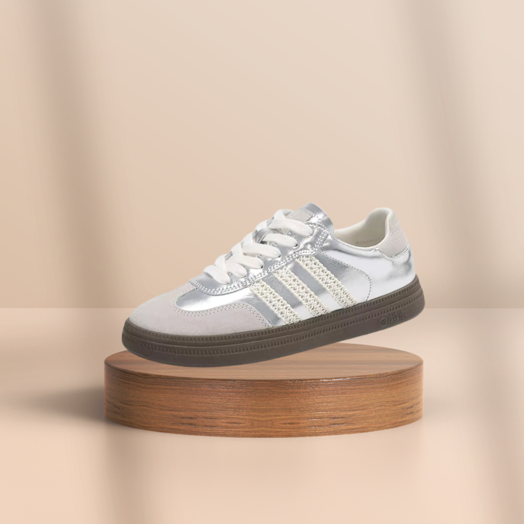 Stylische Komfort-Sneakers für Frauen, ideal für den Herbst, kombinieren Modebewusstsein mit ganztägigem Komfort und sportlicher Eleganz.