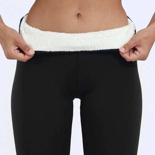 Warme Winterleggings für Frauen mit weichem Fleece-Innenfutter, ideal für kalte Herbst- und Wintertage, bietet Komfort und Elastizität.