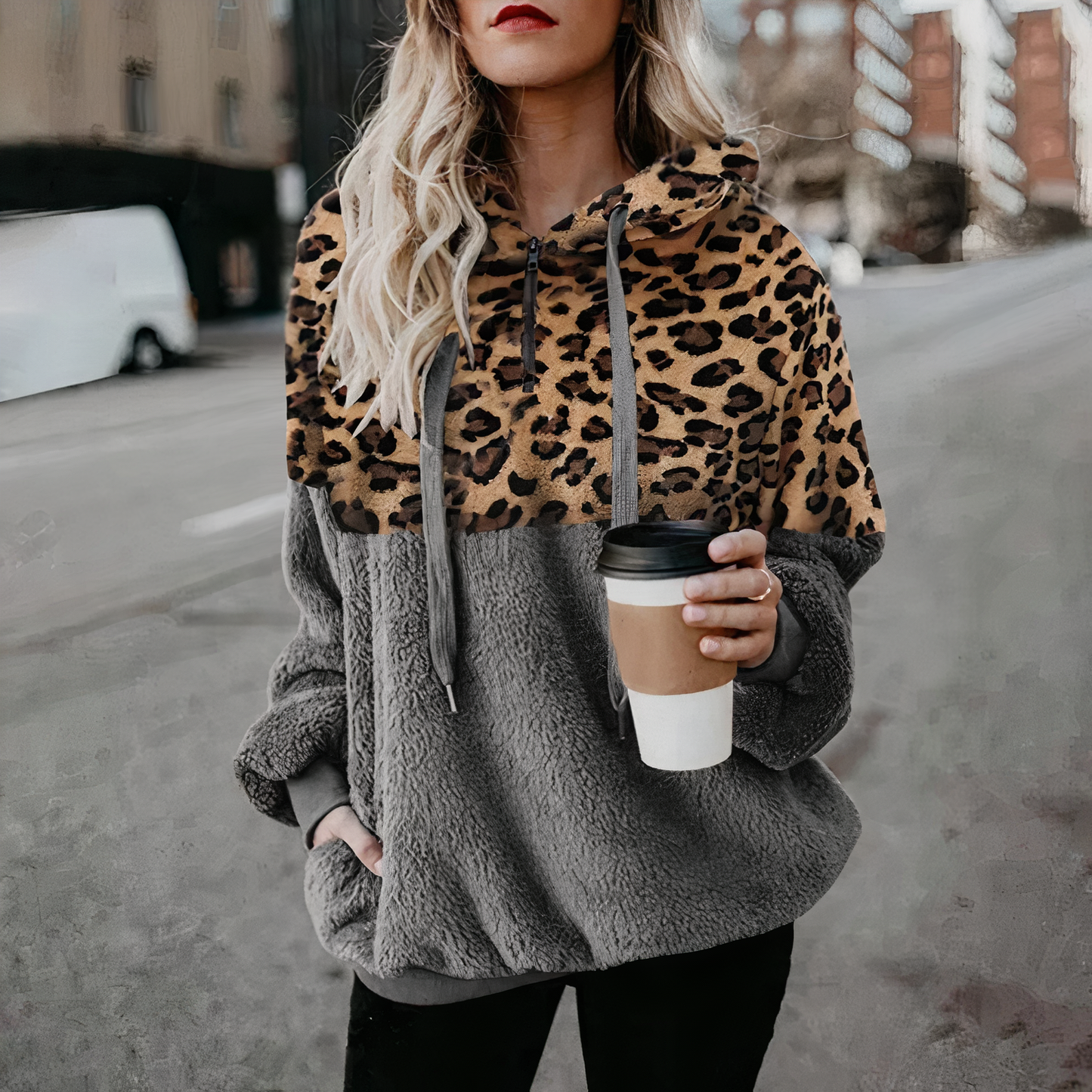 Leopart Print Plüsch-Kapuzenpullover - Juliana